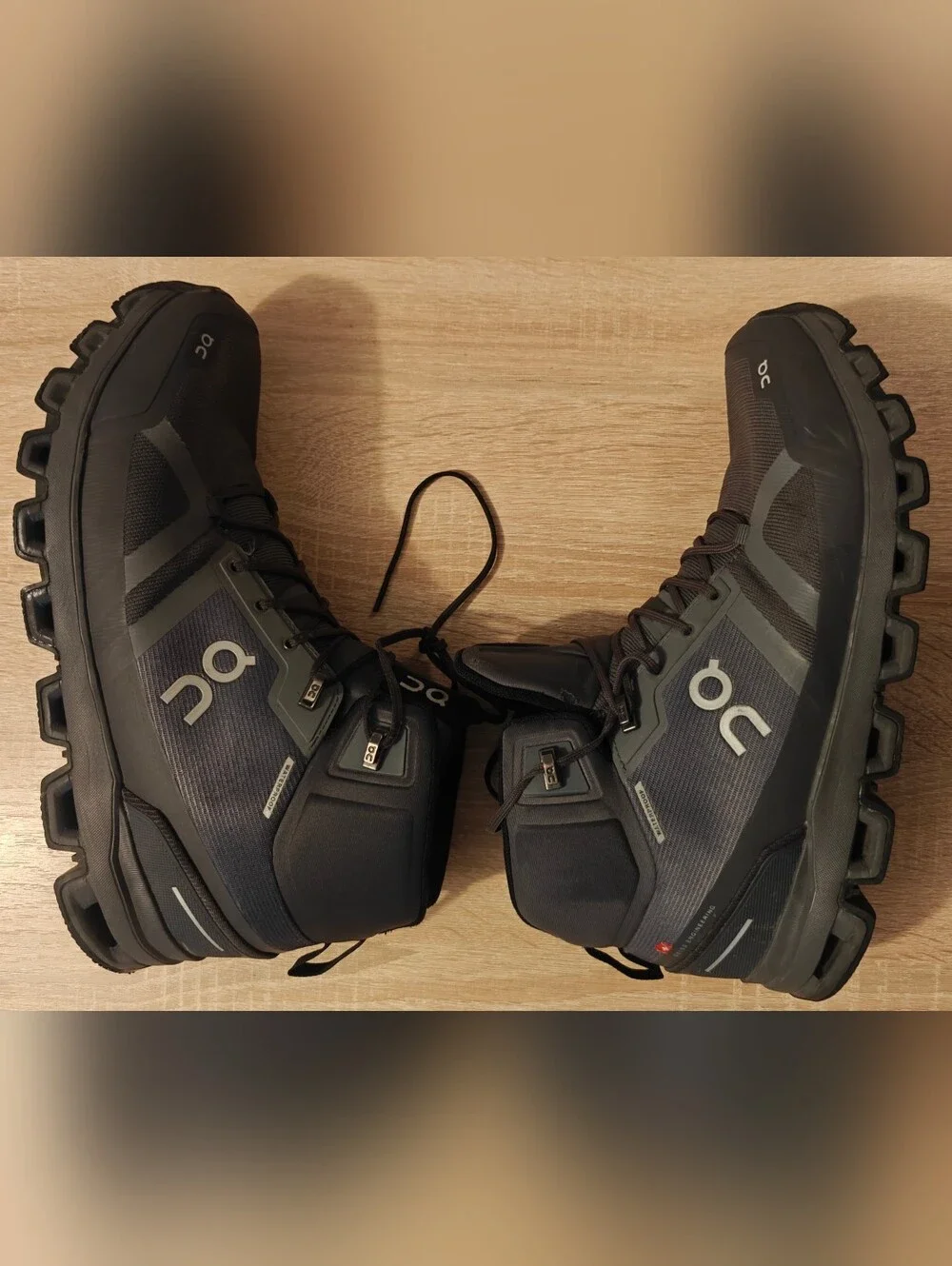 ON Cloudrock Waterproof Hiking Boots Men’s Size 10 Rock Eclipse 23-99246 Trail